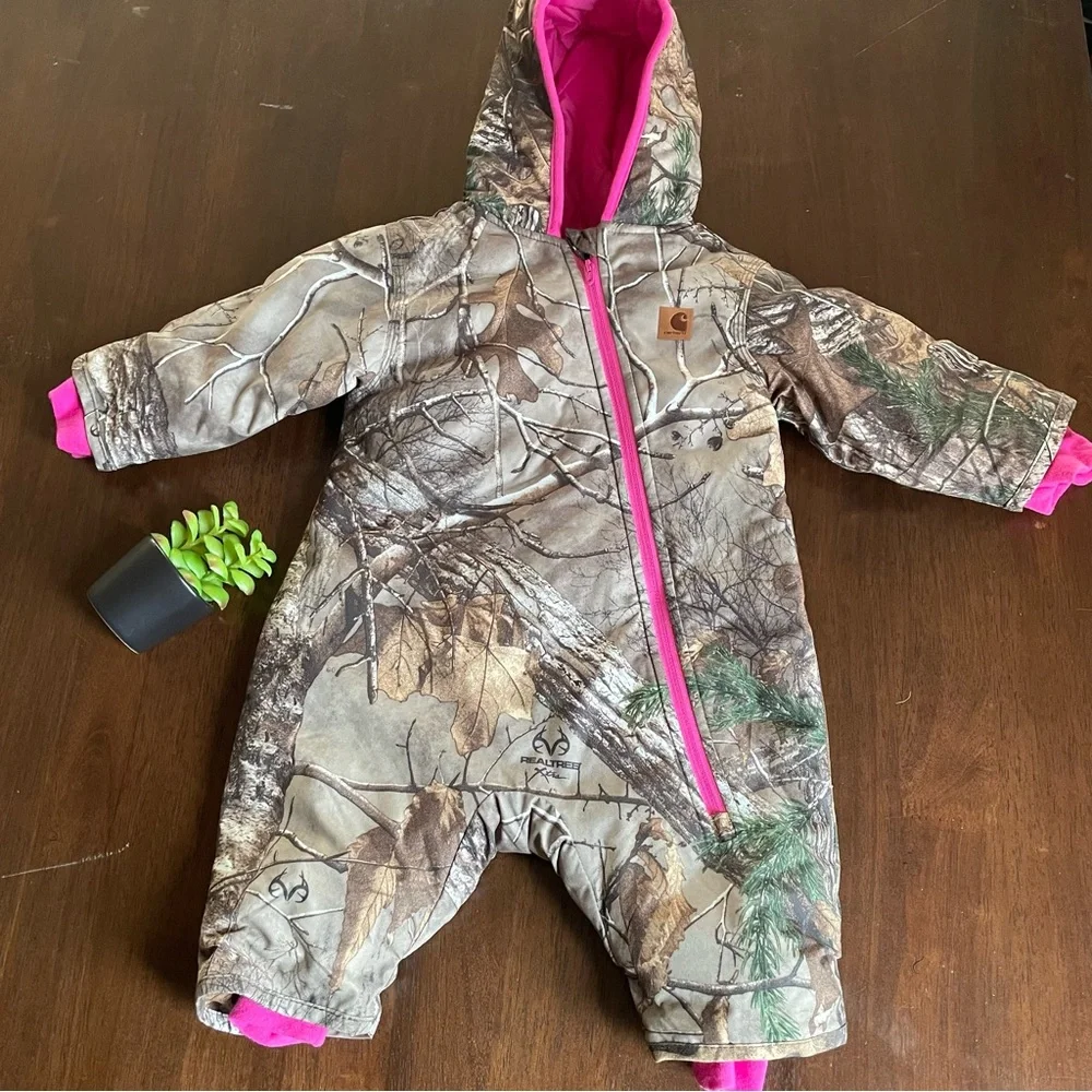 Cahartt Infant Camo & Pink Zip Up Hooded Snowsuit Size 6 months